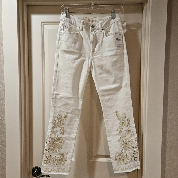 Free People Cutwork Cigarette Leg Jeans High Rise Floral Embroidery Ivory 27 NWT - Picture 2 of 16